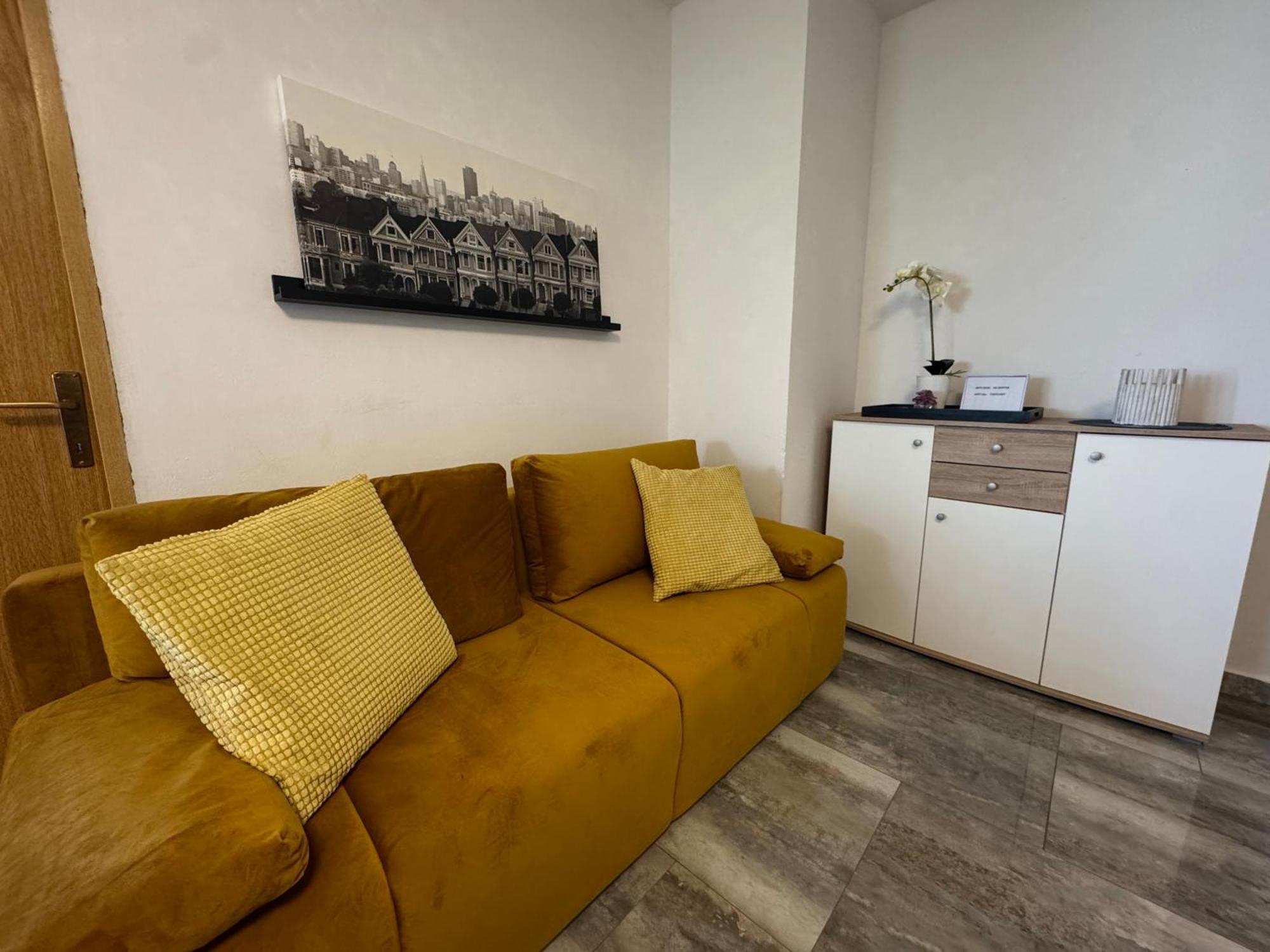 Apartments Orhidelia Njivice Exterior photo